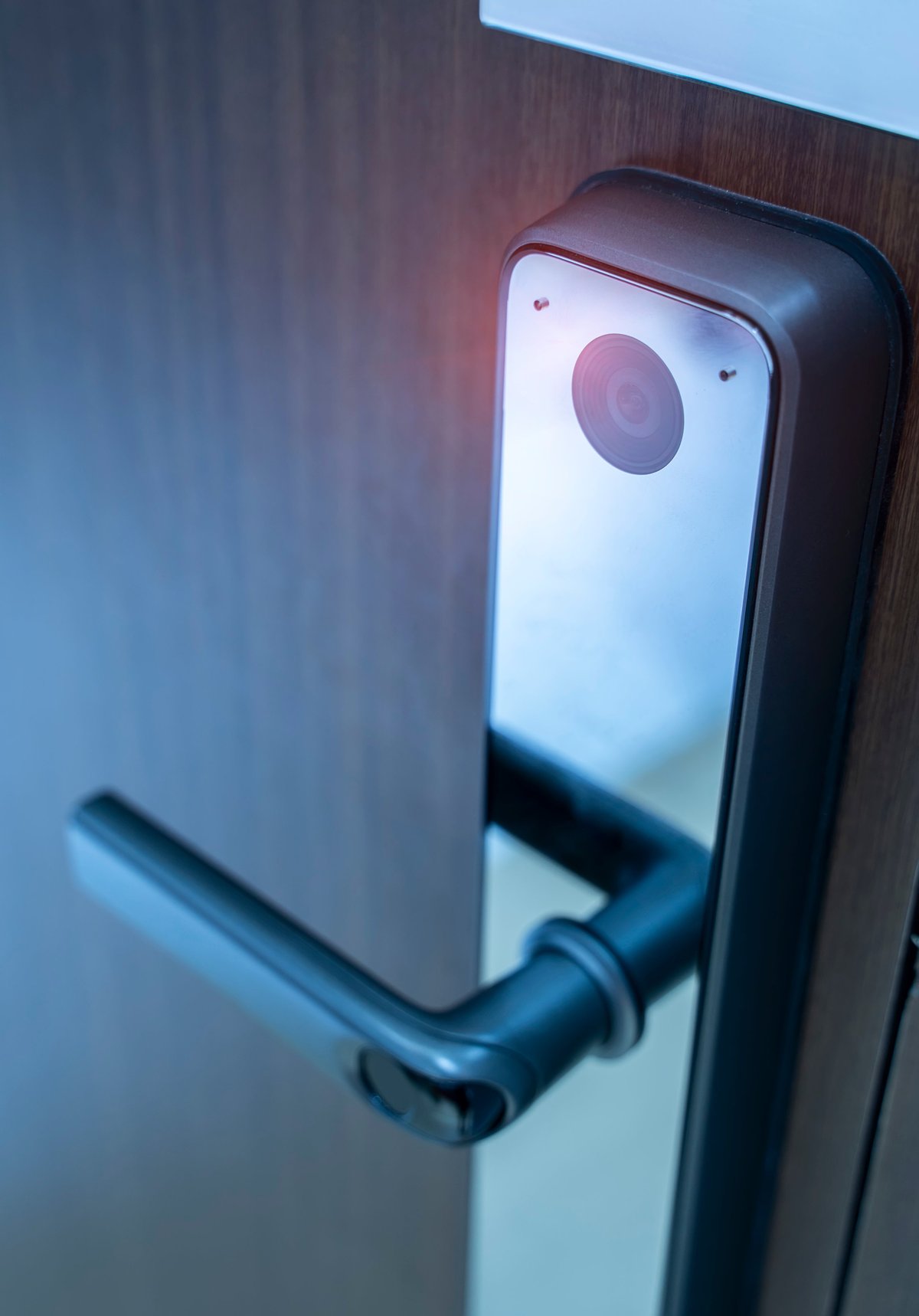 smart video lock to open security door in private building